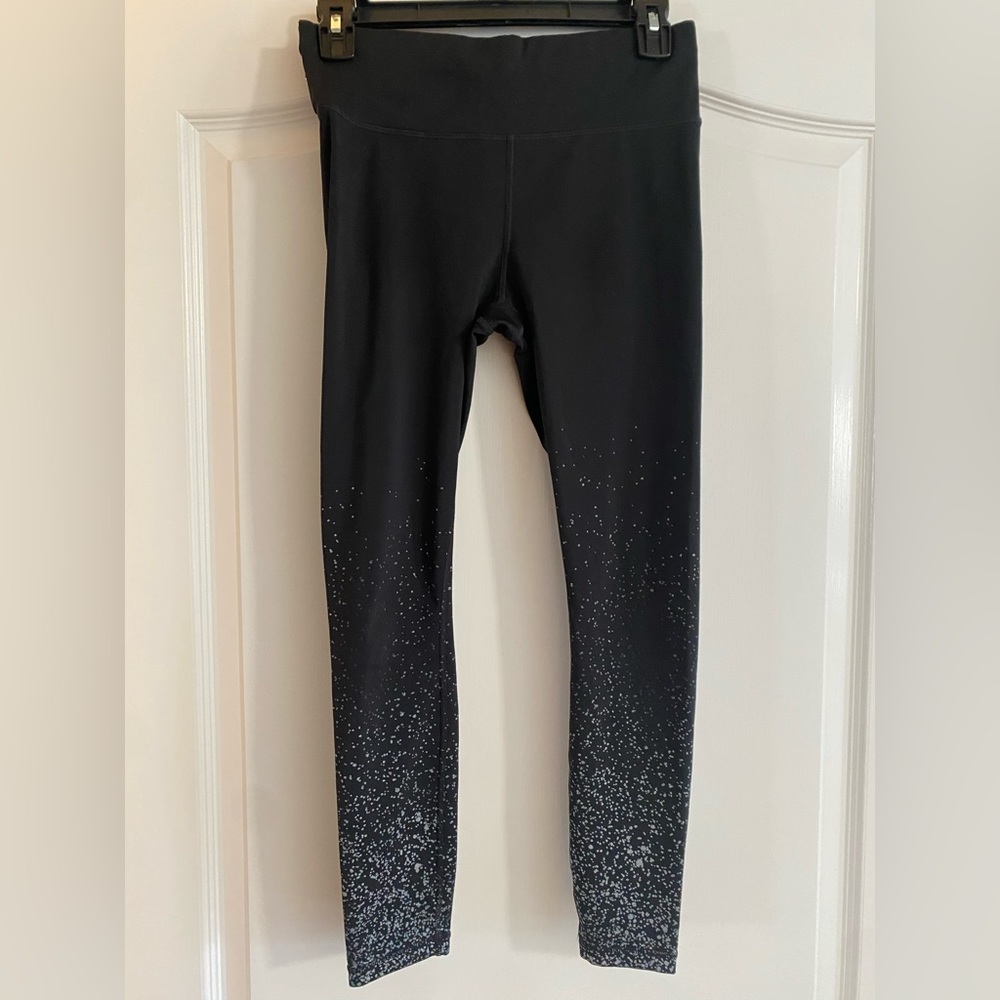 ATHLETA Black/silver leggings in size S